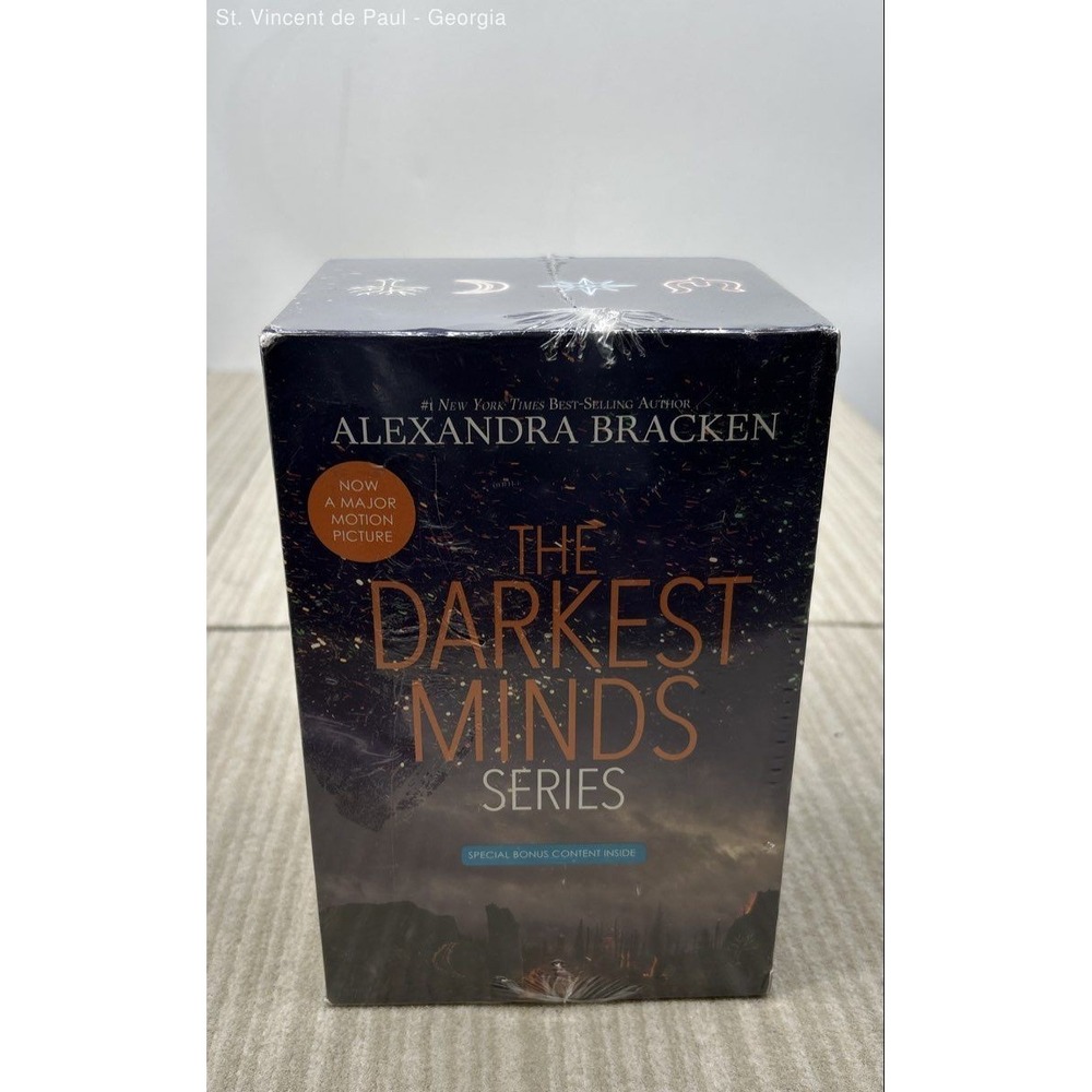 Darkest Minds Series Boxed Set 4-Book Paperback Boxed Set Alexandra Bracken NEW